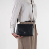 HANNA CLASSIC Umhängetasche RV schwarz