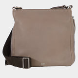 LIV Umhängetasche M